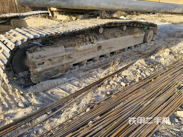 右侧履带整体（行走机构）