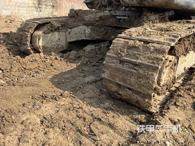 单侧履带整体（整机外观）