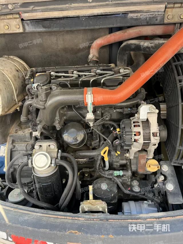 發(fā)動(dòng)機(jī)整體俯視（整機(jī)外觀）