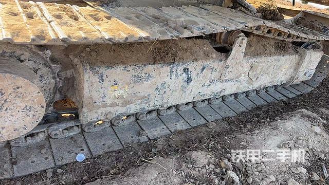 單側履帶整體（整機外觀）