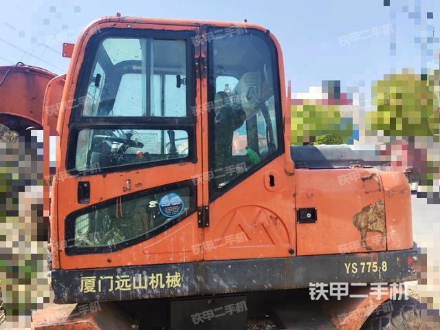 駕駛室整體（整機(jī)外觀）