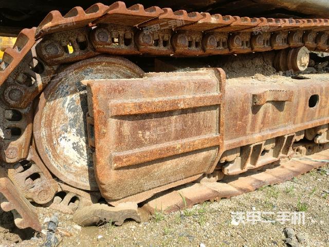 左側(cè)行走馬達(dá)蓋板（行走機(jī)構(gòu)）