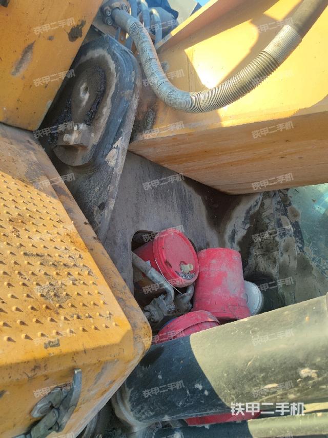 大臂根部?斜視（工作和回轉(zhuǎn)裝置）