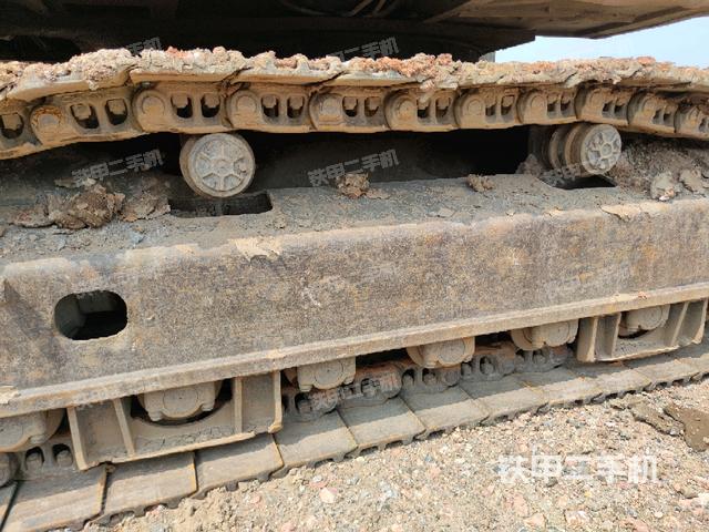 右導(dǎo)向輪（行走機(jī)構(gòu)）