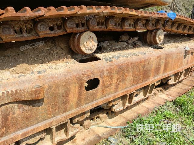 右導(dǎo)向輪（行走機(jī)構(gòu)）