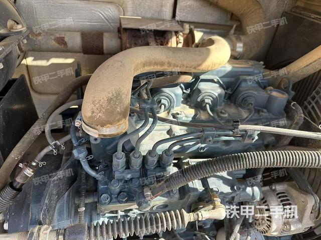 发动机整体俯视（整机外观）