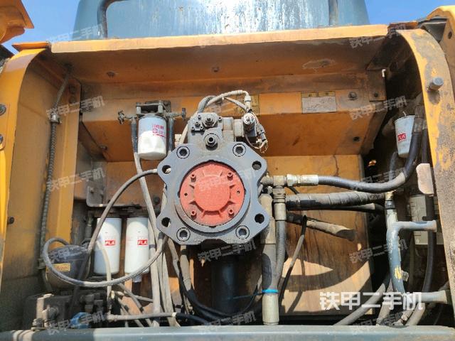 液壓泵室（大件艙室）