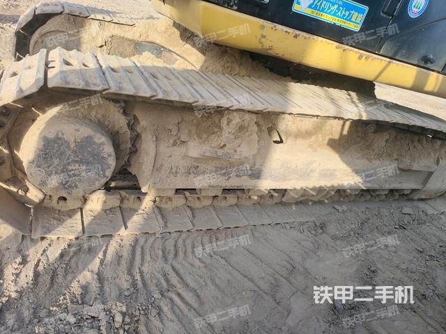 單側(cè)履帶整體（整機(jī)外觀）