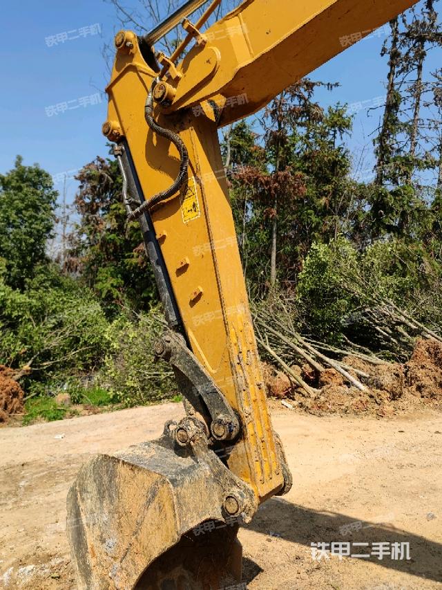 小臂整體左后（工作和回轉裝置）