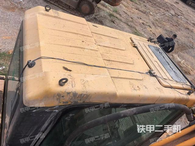 駕駛室頂部俯視（上車部件）