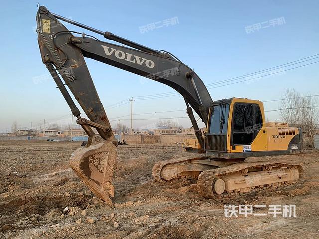 沃爾沃EC240CL清道夫挖掘機(jī)