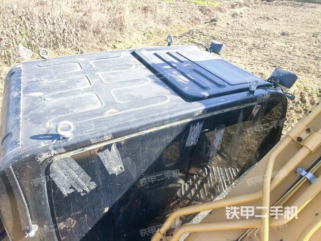 駕駛室頂部俯視（上車部件）