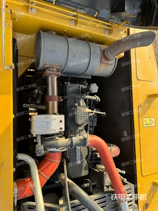 發(fā)動(dòng)機(jī)整體俯視（整機(jī)外觀）