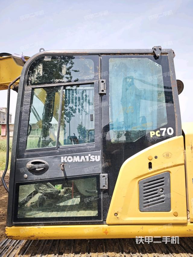 ?駕駛室正側(cè)（駕駛室部分）