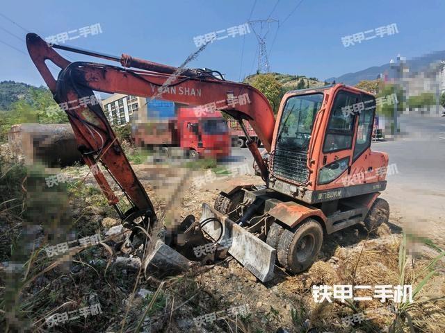 遠(yuǎn)山機(jī)械YS775-8挖掘機(jī)