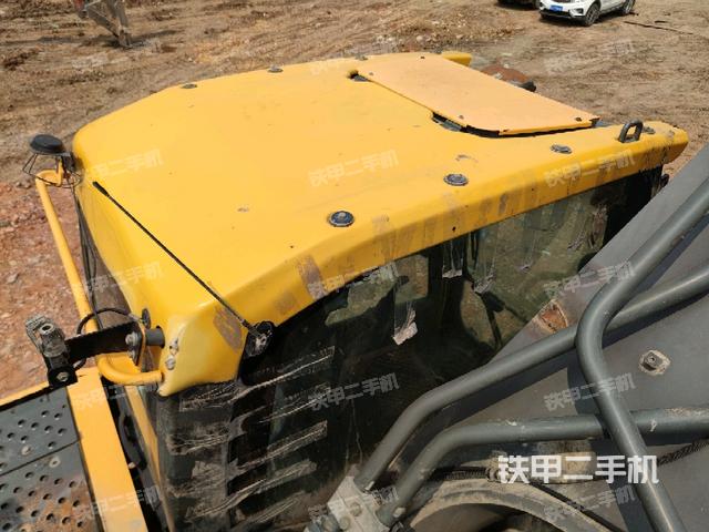 駕駛室頂部俯視（上車部件）