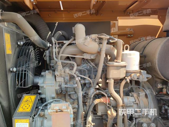 發(fā)動機整體俯視（整機外觀）