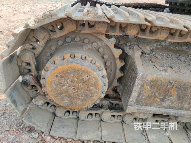 右驅(qū)動(dòng)輪（行走機(jī)構(gòu)）