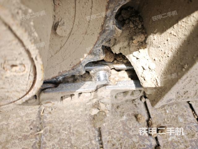 右側(cè)履帶整體?（行走機構(gòu)）