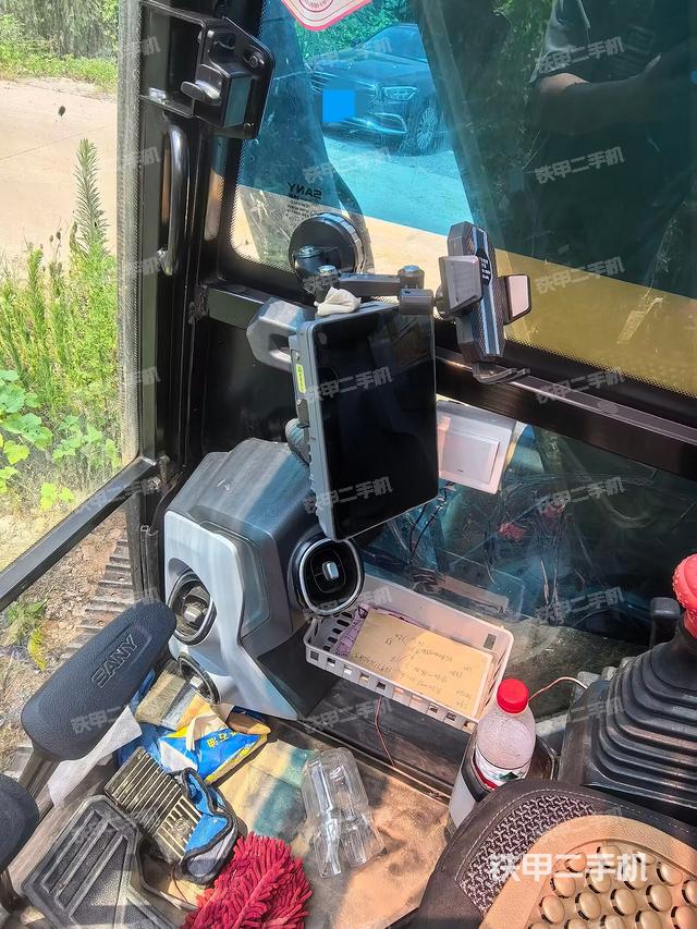 顯示屏?（駕駛室部分）