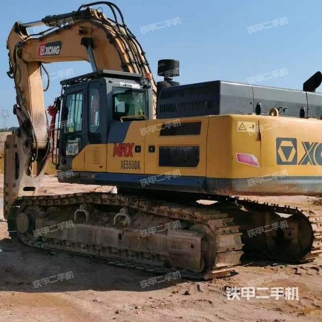 徐工XE550DK MAX挖掘機(jī)