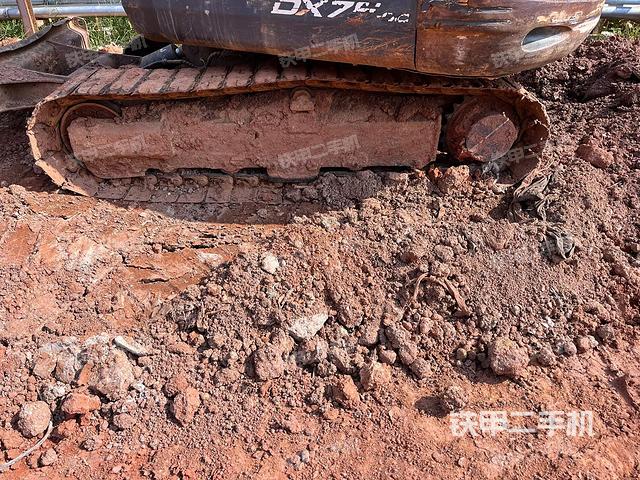 單側(cè)履帶整體（整機外觀）