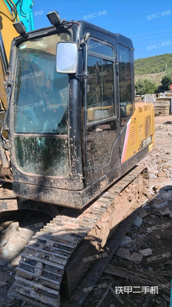 三一重工SY125H挖掘機(jī)