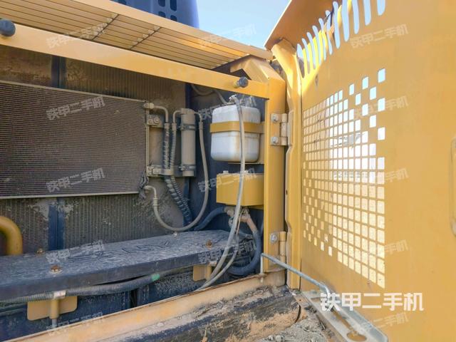 散熱器正面（大件艙室）