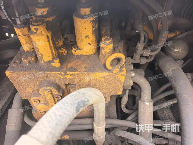 分配閥（上車部件）