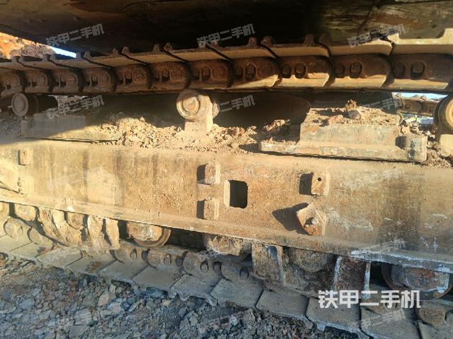 左導(dǎo)向輪（行走機(jī)構(gòu)）