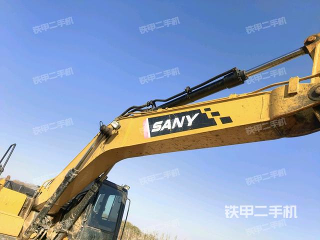 大臂整體?右側(cè)（工作和回轉(zhuǎn)裝置）