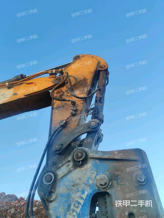 小臂整體右前（工作和回轉(zhuǎn)裝置）