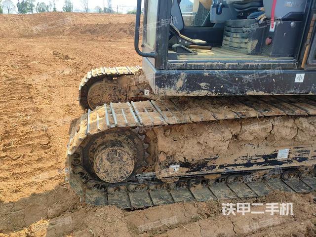 單側(cè)履帶整體（整機外觀）