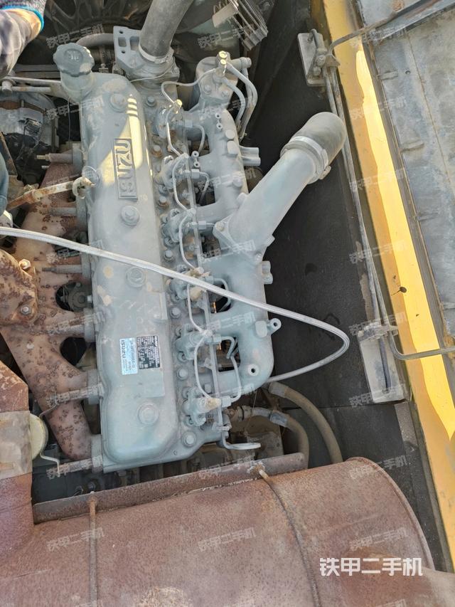 發(fā)動(dòng)機(jī)整體俯視（整機(jī)外觀）