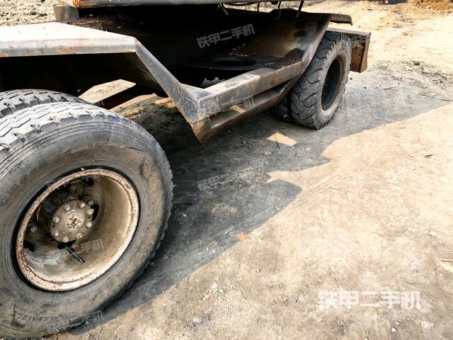 右側(cè)履帶整體?（行走機構(gòu)）