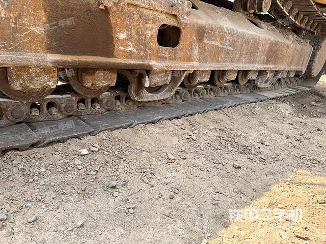 右側(cè)履帶整體（行走機(jī)構(gòu)）