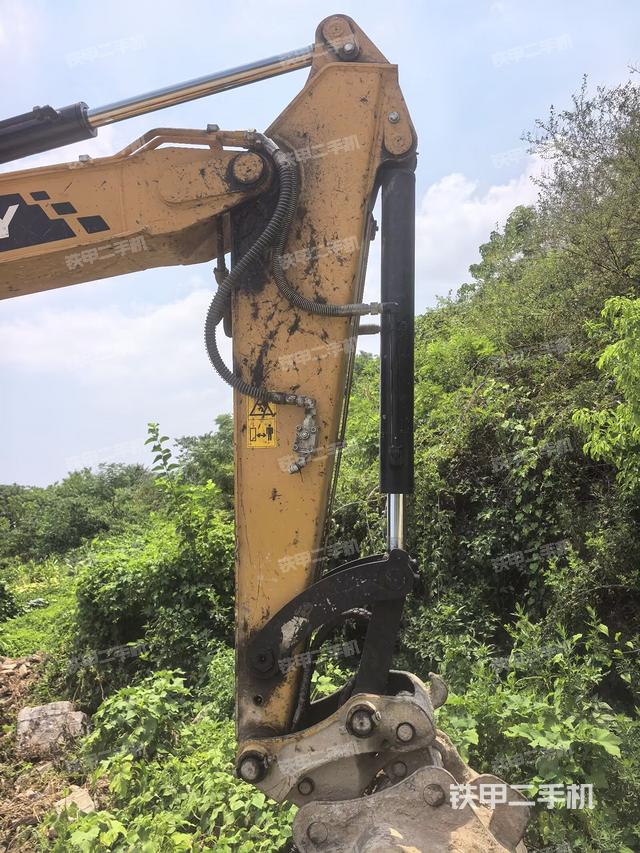 小臂整體右前（工作和回轉(zhuǎn)裝置）