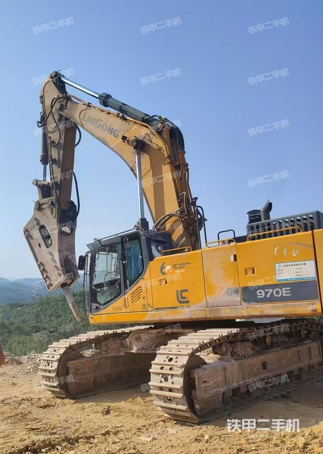 柳工CLG970E挖掘機(jī)