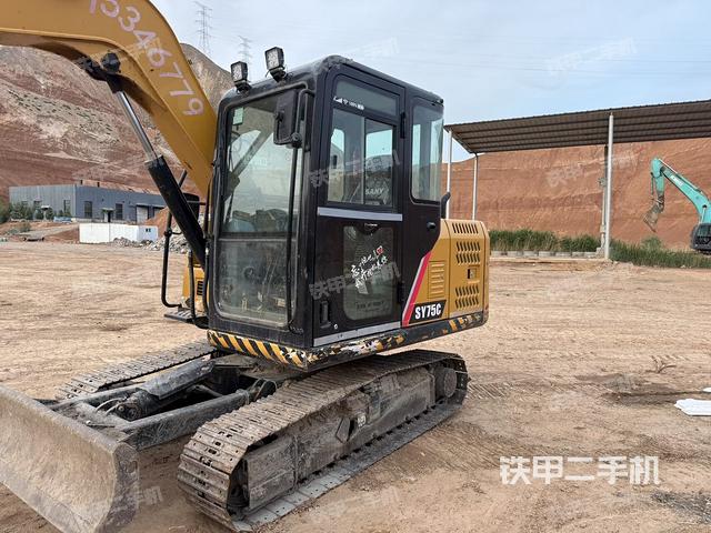 驾驶室整体（整机外观）