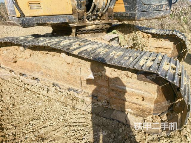 左側(cè)履帶整體?（行走機(jī)構(gòu)）