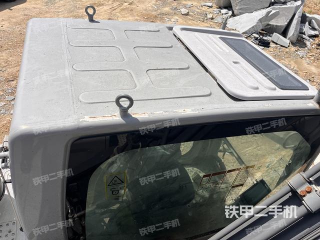 駕駛室頂部俯視（上車部件）