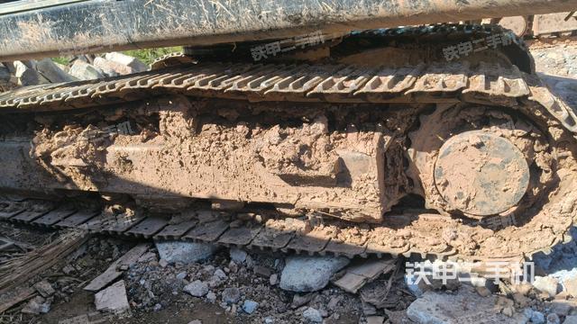 單側(cè)履帶整體（整機(jī)外觀）