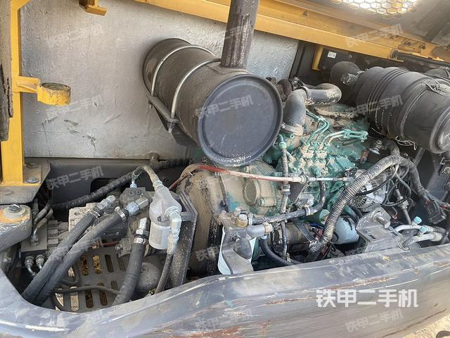 發(fā)動(dòng)機(jī)整體俯視（整機(jī)外觀）