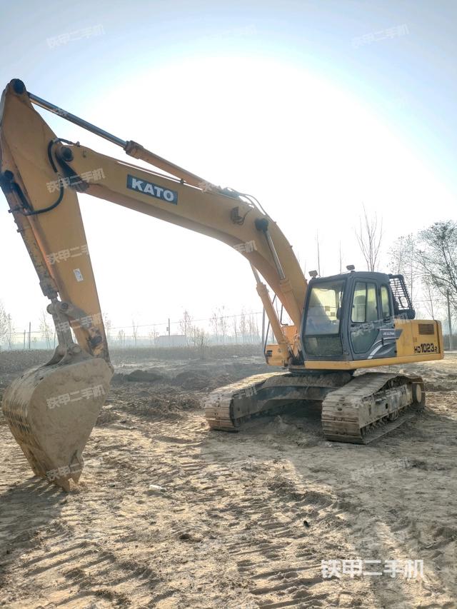 加藤HD1023R挖掘機(jī)