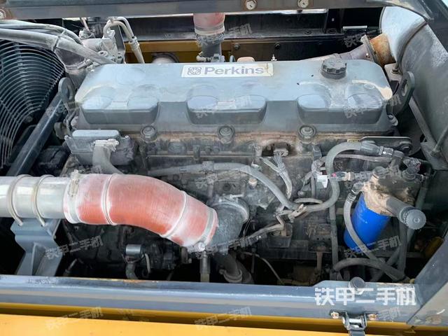 發(fā)動(dòng)機(jī)整體俯視（整機(jī)外觀）