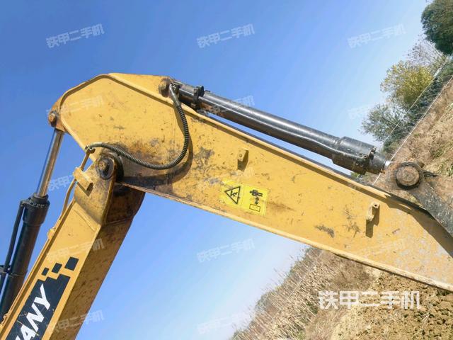 小臂整體左后（工作和回轉(zhuǎn)裝置）