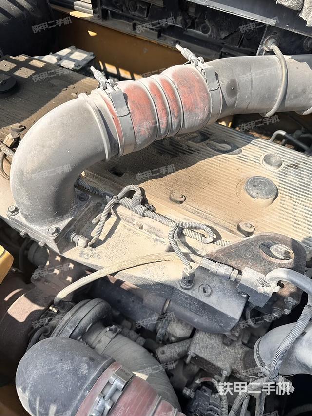 氣門室蓋螺絲特寫（上車部件）