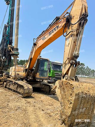 三一重工SY215C挖掘機