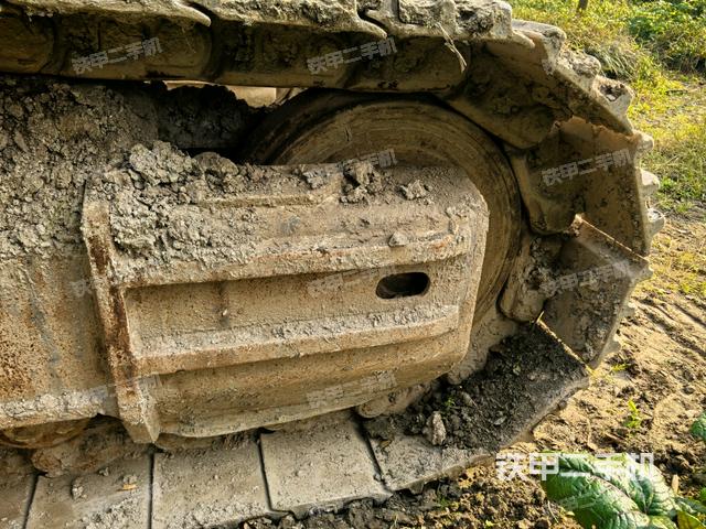 左侧行走马达盖板（行走机构）