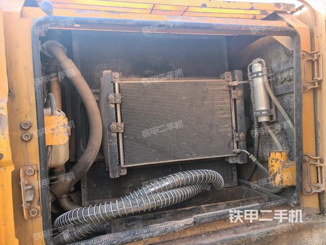 散熱器正面（大件艙室）